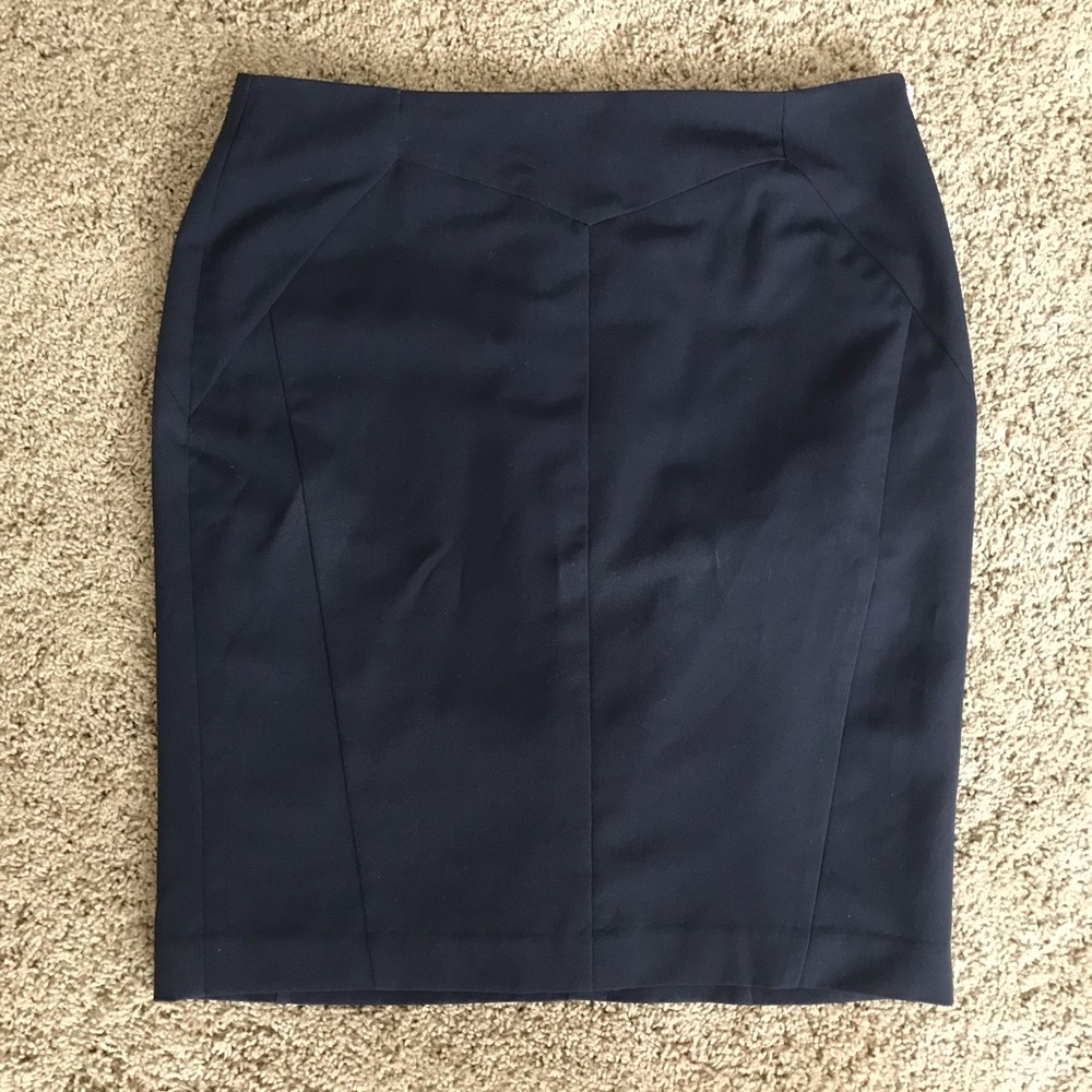Knee length navy pencil skirt